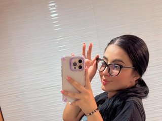 Erotski video chat Nia-May