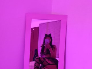 Erotski video chat Nicolee03