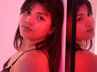 Erotski video chat NicoleHills