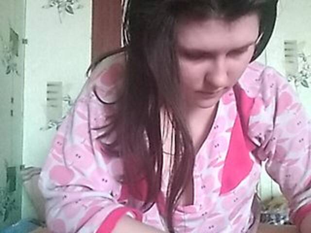 Emitiranje snimki zaslona NikaMonroe