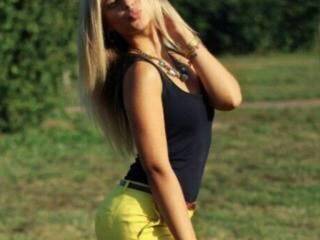 Erotski video chat nikikikiss