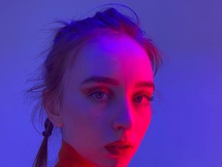 Erotski video chat Nikol-Amour