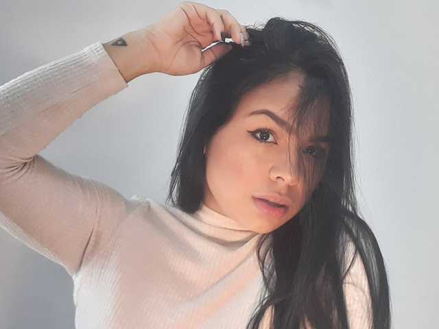 Fotografija profila NINA-SUAREZ