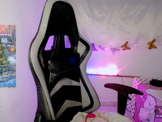 Erotski video chat ninatinydoll