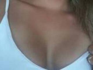 Erotski video chat nnefertiti