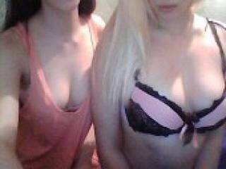 Erotski video chat nnlovekiss