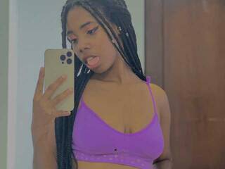 Erotski video chat Nyomi-Jay