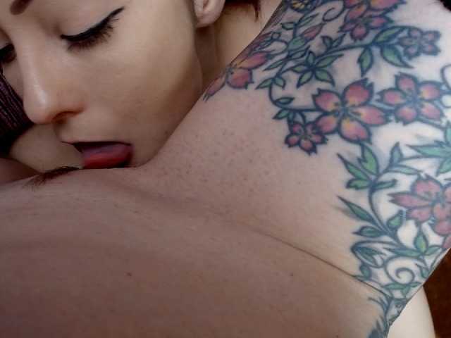 Emitiranje snimki zaslona PassionThrees