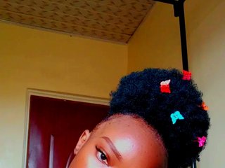 Erotski video chat Petite-lexxiea