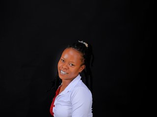 Erotski video chat Petite-mpenzi