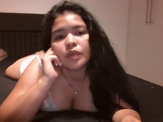 Erotski video chat PielMorenaxxx