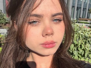 Erotski video chat PinkiRay