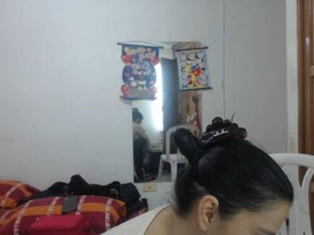 Emitiranje snimki zaslona playfullbodyx