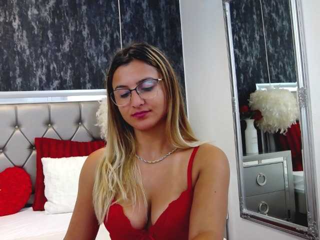 Fotografije PlayfulNicole Lets meet better and lets have some fun :) Lush is on :) Offer me pleasure with your *****s ;) follow me