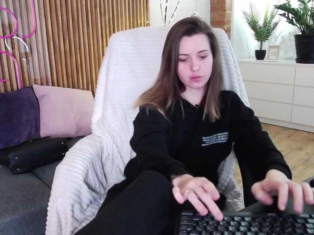 Emitiranje snimki zaslona PolinaPrada