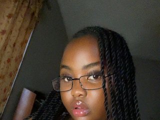 Erotski video chat PrettyJade