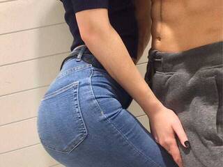 Erotski video chat tikitokilove