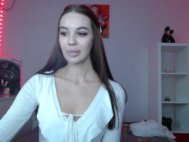 Emitiranje snimki zaslona PupsGirl