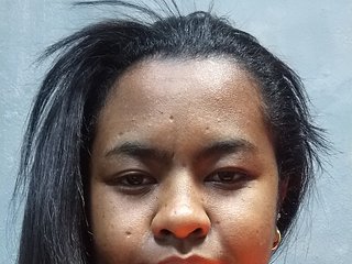 Erotski video chat Queencamie