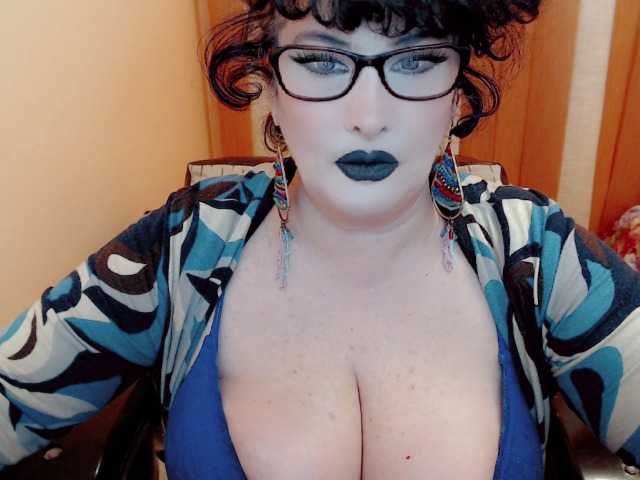 Fotografije QueenOfSin GODESS ​OF ​YOUR ​SOUL ​AND ​QUEEN ​OF ​SIN ​IS ​HERE!​SHOW ​ME ​YOUR ​LOVE ​AND ​I ​SHOW ​YOU ​PARADISE!#​mistress#​bbw