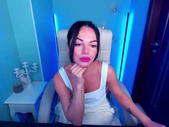 Fotografije Addicted_to_u Glad to see everyone! Show only in private! Get up 50 ..s2s 200 ... Order pizza for me -1234 tokens .. Give a bouquet of flowers 1500..Food for my bald cat 707) Blown up in private - 500 tokens) blowjob in private 666 ) toys in private -987 tokens