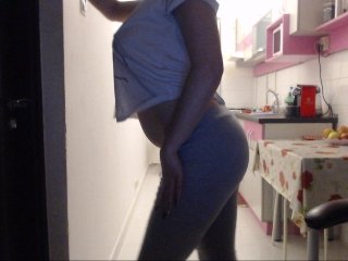 Fotografije Red_rose693 5 tok/ PM @Flash Boobs (40)/ Pussy (60)/ Ass (70)/naked(100) Im on period today guys!