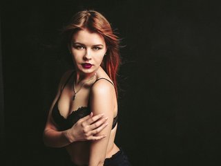 Erotski video chat RedDoll