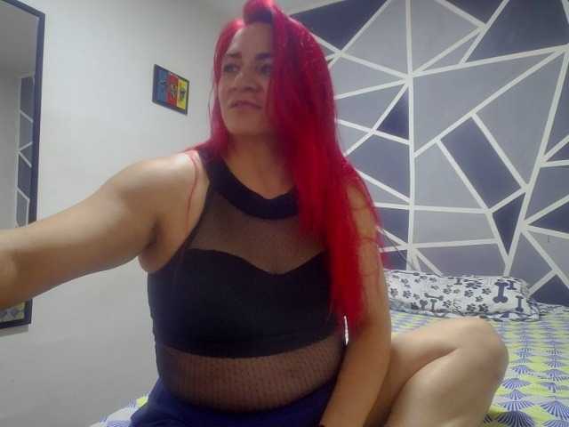 Fotografije redhair805 Welcome guys... my sexuality accompanied by your vibrations make me very horny
