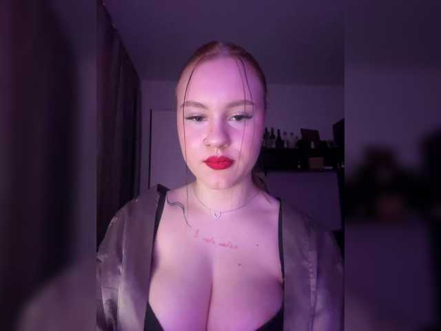 Emitiranje snimki zaslona Rinaaaa-cherry