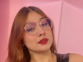 Erotski video chat RominaBacker