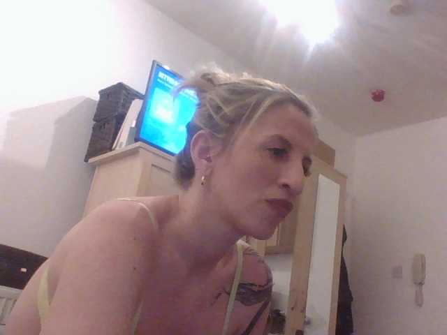 Emitiranje snimki zaslona Rosymara