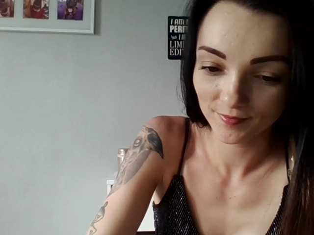 Emitiranje snimki zaslona RoxiSexy