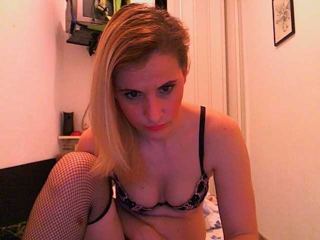 Emitiranje snimki zaslona Roxycrazzy