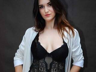 Erotski video chat RoxyCutii