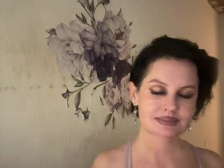 Erotski video chat RoyalBreasts