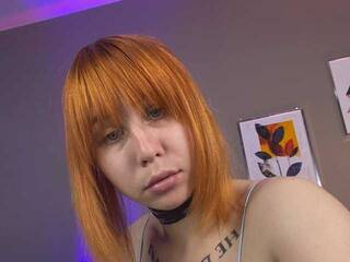 Erotski video chat RoyAngela