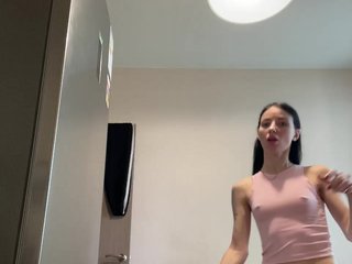 Erotski video chat adelinaaaa77