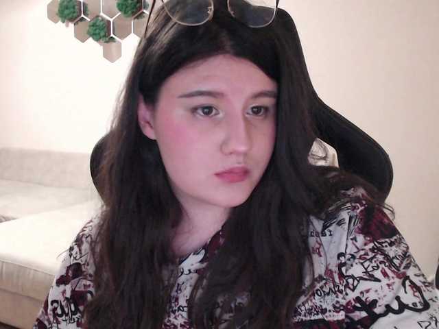 Emitiranje snimki zaslona SaanviUwU