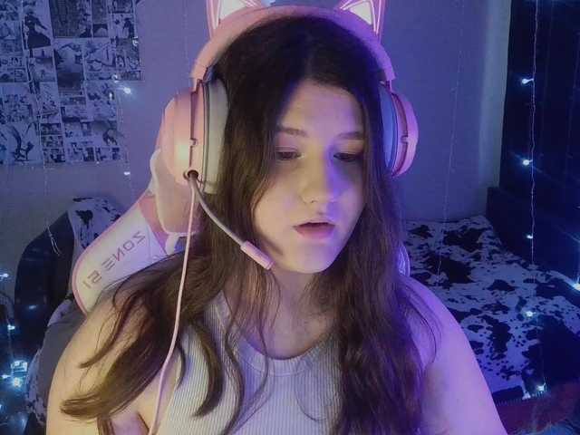 Emitiranje snimki zaslona SaanviUwU