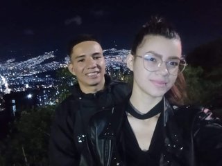 Erotski video chat sabrina-jeremy