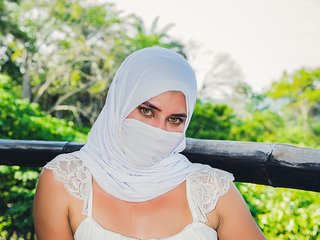 Erotski video chat salma-arabic