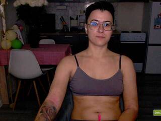 Erotski video chat Sashanotfound