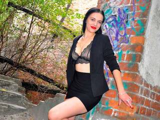 Erotski video chat SayaDevii