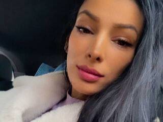 Erotski video chat Selenna