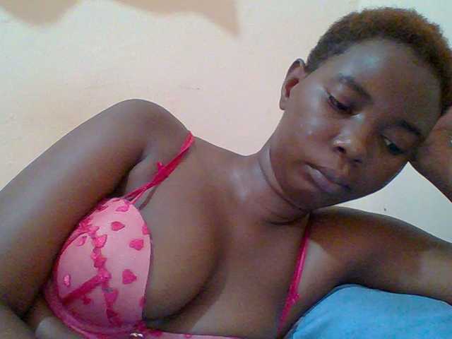 Emitiranje snimki zaslona Sexyebonygal