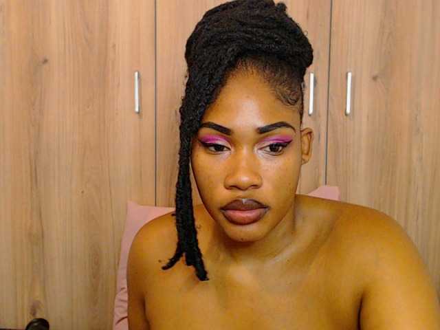 Emitiranje snimki zaslona SexyJuicyLips