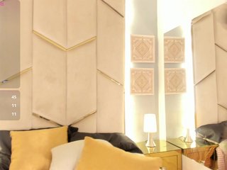 Erotski video chat SharitHills