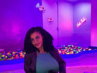 Erotski video chat sharomsawyer