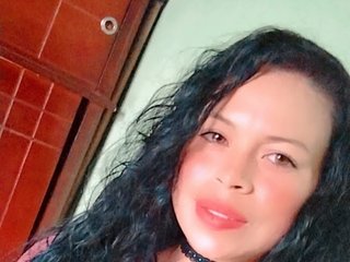 Erotski video chat Sharyd