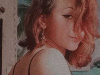 Erotski video chat ShineBonita